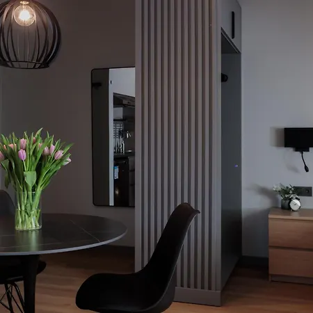 Heritage Charm 리가